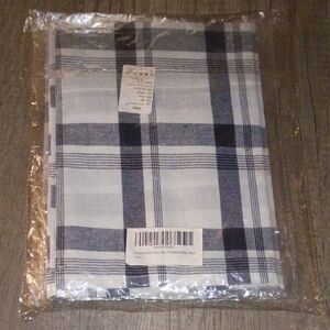 - Set of 4 Cotton Placemats 19.6" x 25.5" - Black and White